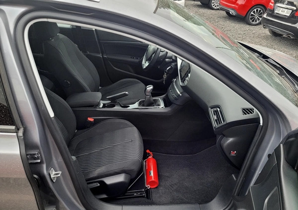 Peugeot 308 cena 36000 przebieg: 174000, rok produkcji 2017 z Wyszogród małe 781